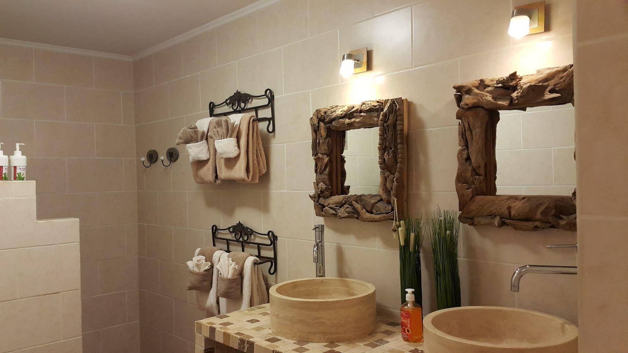Brisas Studio Apartments (Adults Only) شاطئ بالم المظهر الخارجي الصورة